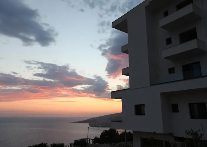 Angjelo Apartments